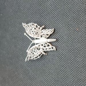 VINTAGE MONET SILVERTONE BUTTERFLY PIN